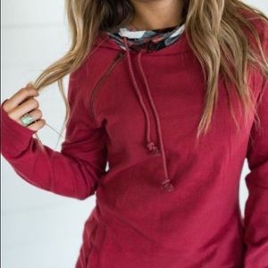 New - Ampersand Ave-Cranberry Plaid Doublehood Top
